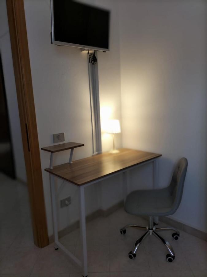 Rosa'S Apartment With Terrace Cagliari Eksteriør billede